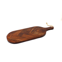 Load image into Gallery viewer, Walnut Wood Chic Cheese Board