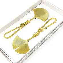 Load image into Gallery viewer, Ginkgo Salad Server Set