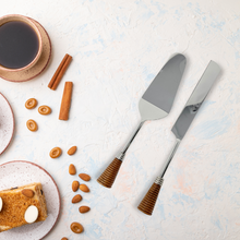 Load image into Gallery viewer, Wooden Cake Knife Set
